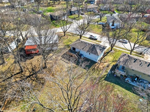 1201 NE 9th Street, Blue Springs, MO 64014