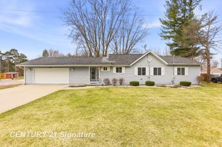 526 S Maple Street, Richland Twp, MI 48626