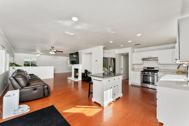 4396 Pinckney Way, Mather, CA 95655