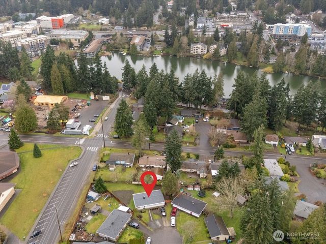 1615 N 196th Place, Shoreline, WA 98133