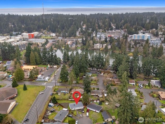 1615 N 196th Place, Shoreline, WA 98133