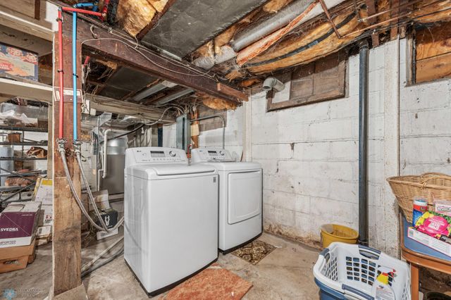 1330 12th Street N, Fargo, ND 58102