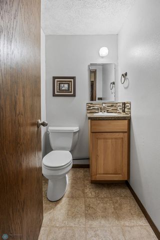 1330 12th Street N, Fargo, ND 58102