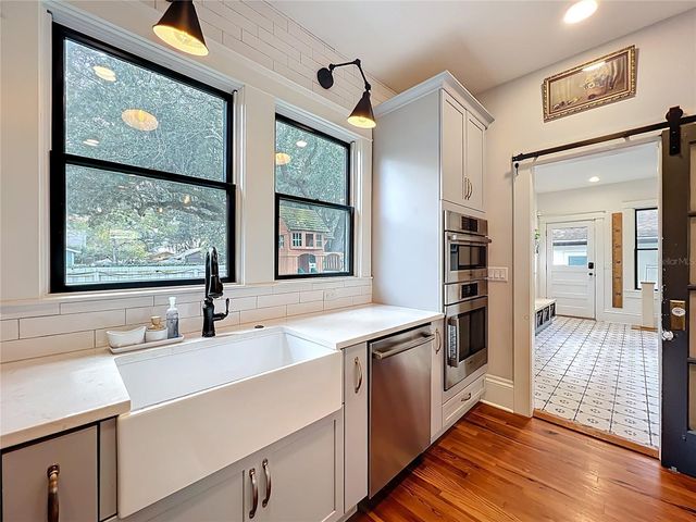 1118 S PARK AVENUE, Sanford, FL 32771