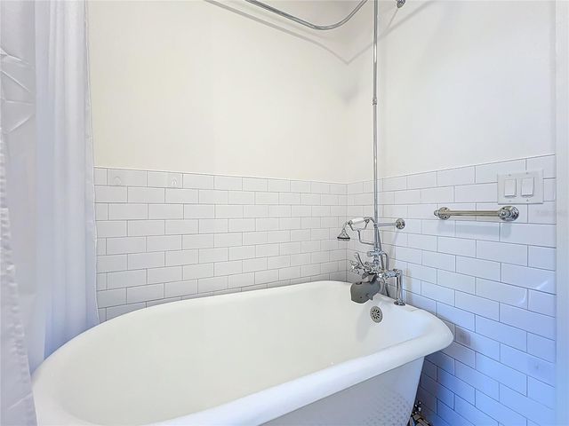 1118 S PARK AVENUE, Sanford, FL 32771