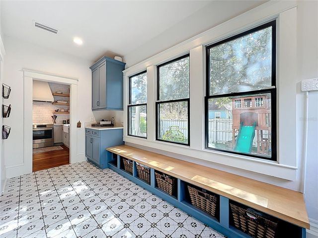 1118 S PARK AVENUE, Sanford, FL 32771