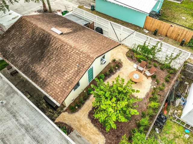 1118 S PARK AVENUE, Sanford, FL 32771