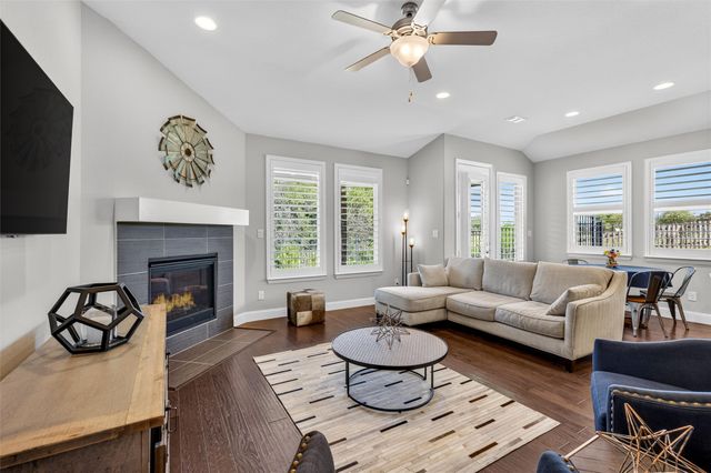 2552 Barton Creek Boulevard, The Colony, TX 75056