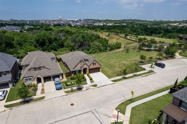 2552 Barton Creek Boulevard, The Colony, TX 75056