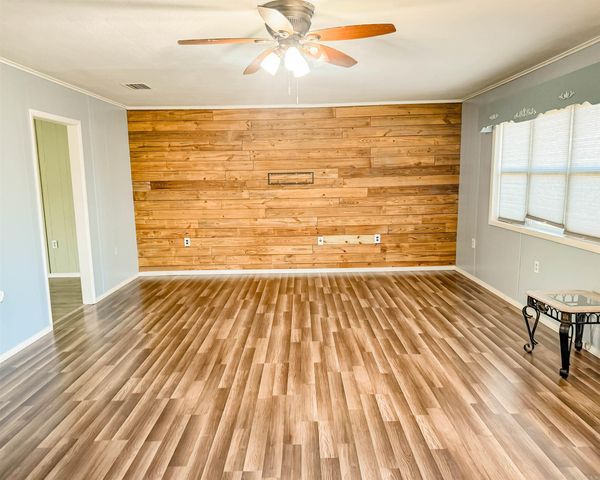 2923 Graham Road, Jacksonville, AR 72076