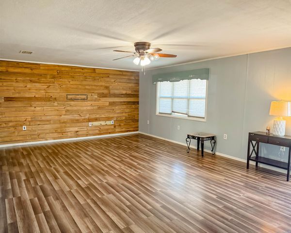 2923 Graham Road, Jacksonville, AR 72076