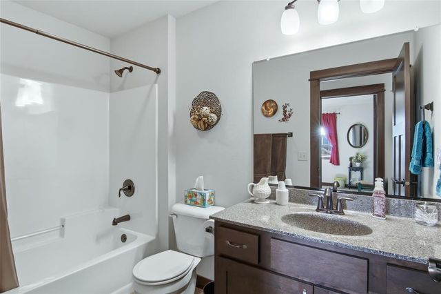 4929 Running Deer Drive, Eau Claire, WI 54703