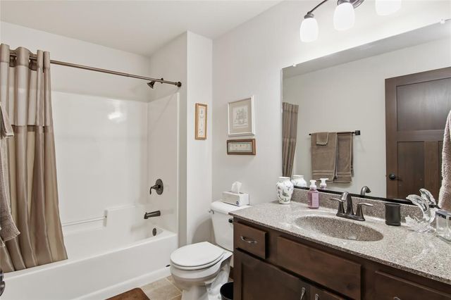 4929 Running Deer Drive, Eau Claire, WI 54703