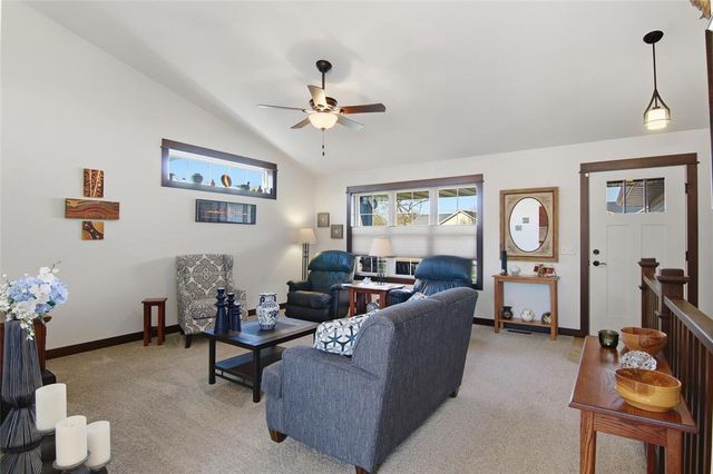 4929 Running Deer Drive, Eau Claire, WI 54703