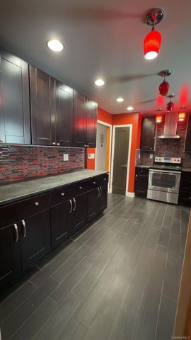 93 Old Mill Road, Wallkill, NY 12589