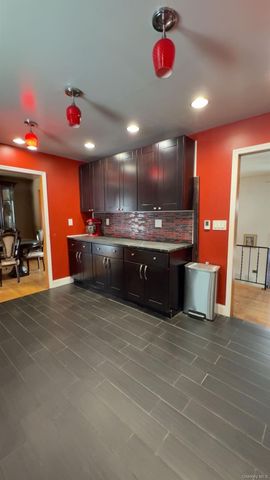 93 Old Mill Road, Wallkill, NY 12589