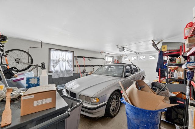 93 Old Mill Road, Wallkill, NY 12589