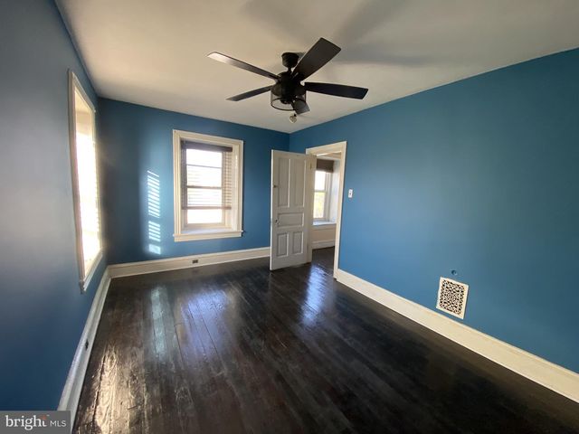 37 N SPRING GARDEN ST, Ambler, PA 19002