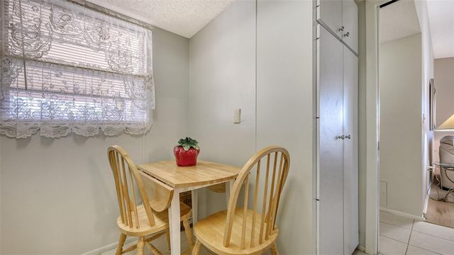 2446 CLUBHOUSE CIRCLE 201, Sarasota, FL 34232