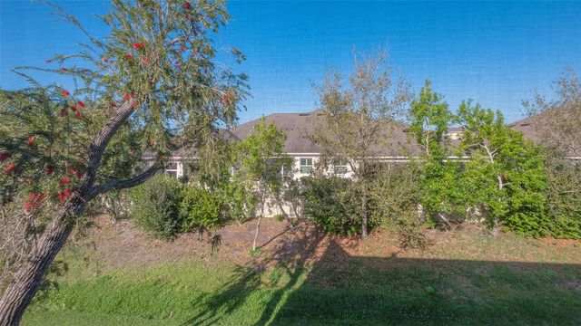 2446 CLUBHOUSE CIRCLE 201, Sarasota, FL 34232