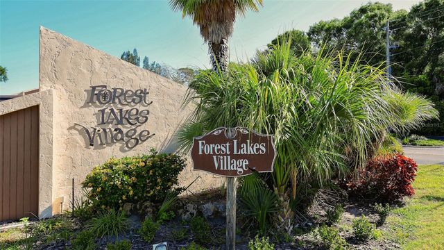 2446 CLUBHOUSE CIRCLE 201, Sarasota, FL 34232