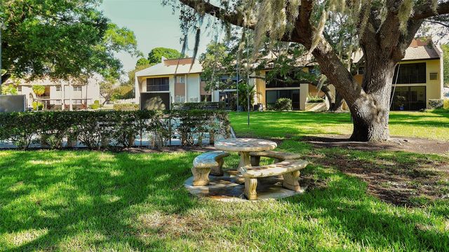 2446 CLUBHOUSE CIRCLE 201, Sarasota, FL 34232