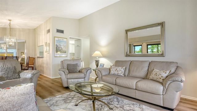 2446 CLUBHOUSE CIRCLE 201, Sarasota, FL 34232