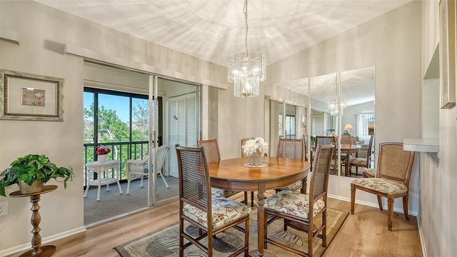 2446 CLUBHOUSE CIRCLE 201, Sarasota, FL 34232