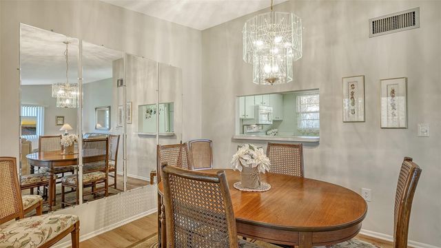 2446 CLUBHOUSE CIRCLE 201, Sarasota, FL 34232