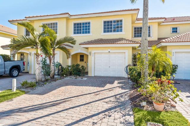 948 Imperial Lake Road, West Palm Beach, FL 33413