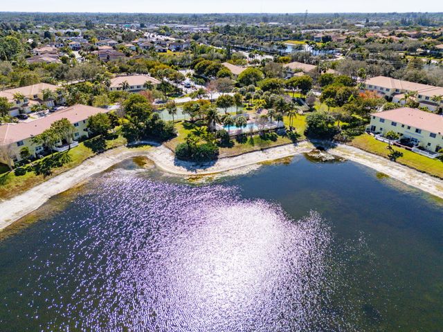 948 Imperial Lake Road, West Palm Beach, FL 33413