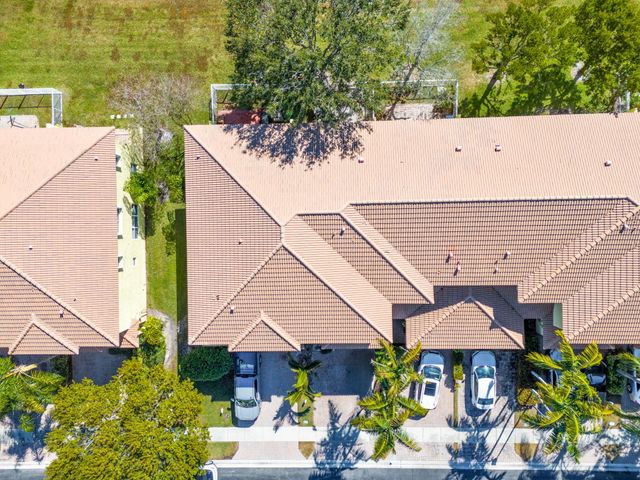 948 Imperial Lake Road, West Palm Beach, FL 33413