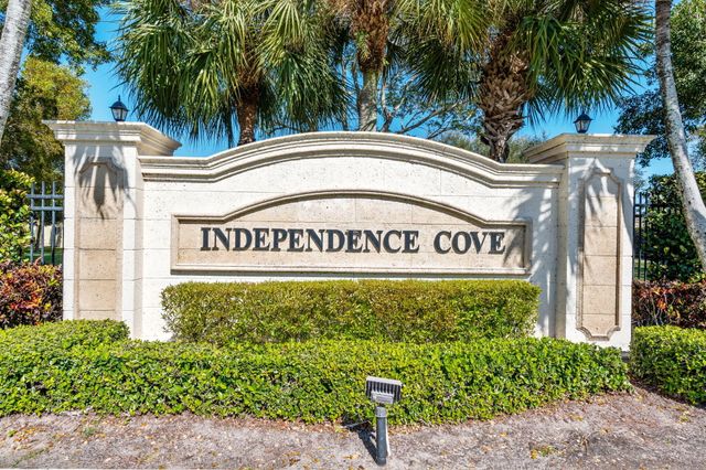 948 Imperial Lake Road, West Palm Beach, FL 33413