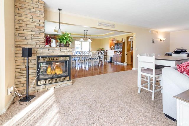 3809 Saint Andrews Place, Elkhart, IN 46517