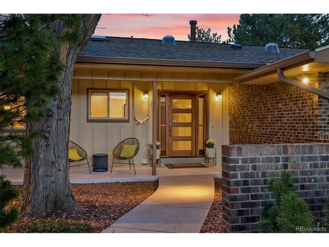 6 Glenview Dr, Littleton, CO 80123