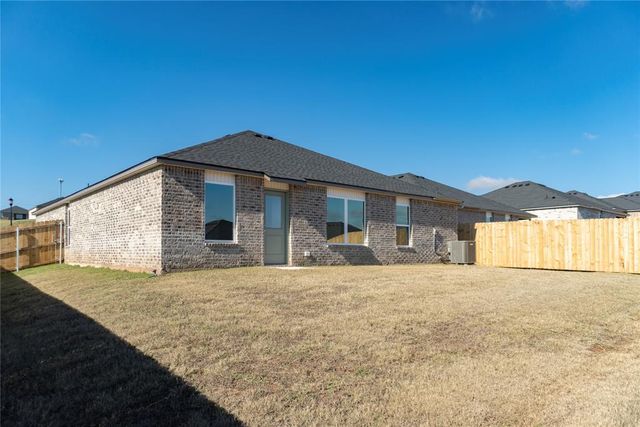 1808 Spanish Cedar Lane, Edmond, OK 73034