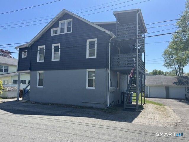 21 Gordon Avenue, Shelton, CT 06484