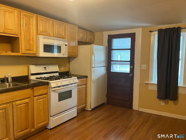 21 Gordon Avenue, Shelton, CT 06484