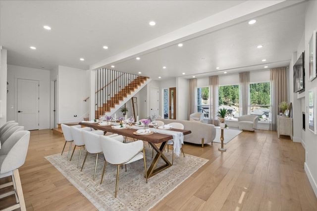 5825 N Del Rey Dr, Otis Orchards, WA 99027