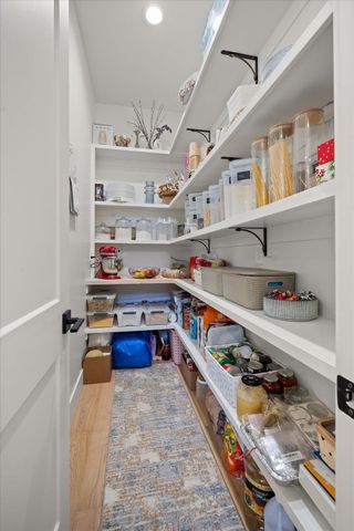 5825 N Del Rey Dr, Otis Orchards, WA 99027