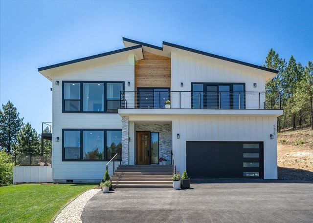 5825 N Del Rey Dr, Otis Orchards, WA 99027