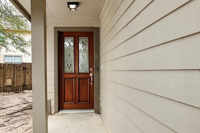 51 Wickerdale Place, The Woodlands, TX 77382