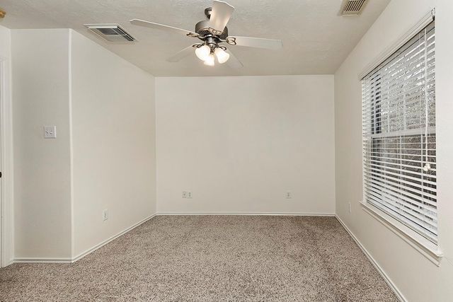 51 Wickerdale Place, The Woodlands, TX 77382