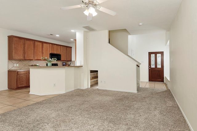 51 Wickerdale Place, The Woodlands, TX 77382