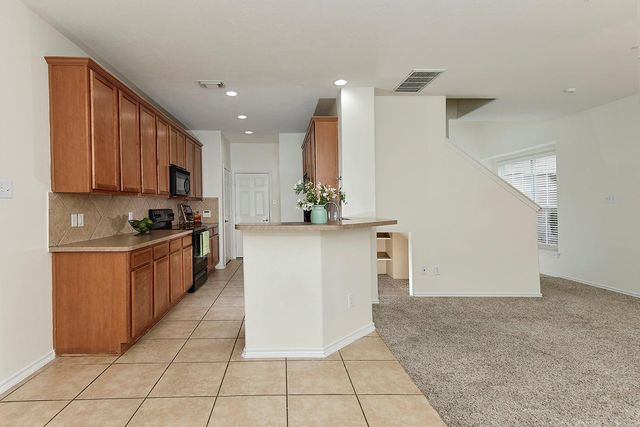 51 Wickerdale Place, The Woodlands, TX 77382