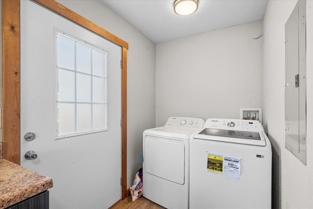 4 W 5th Avenue, Chatsworth, GA 30705