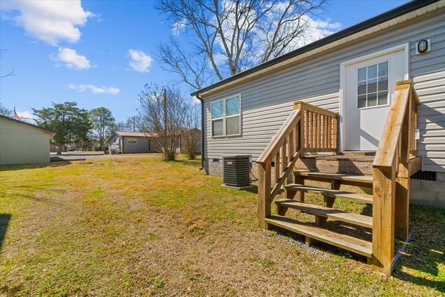 4 W 5th Avenue, Chatsworth, GA 30705