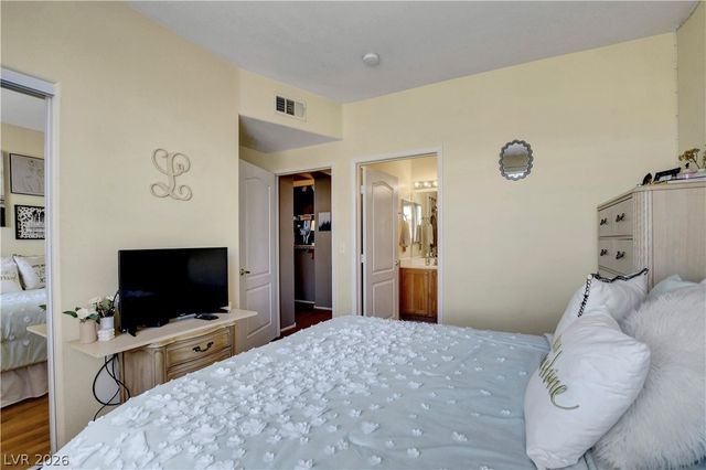 9901 Trailwood Drive 2164, Las Vegas, NV 89134
