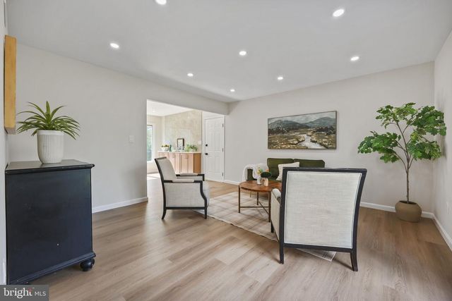 102 ROUTE 31 S, Pennington, NJ 08534