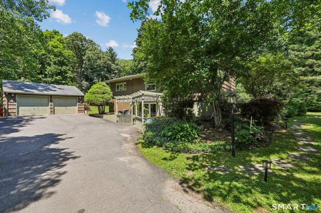 161 Old Stagecoach Road, Ridgefield, CT 06877